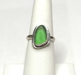 Beach Sea Glass Kelly Green Ring 6 1/2 Sterling Silver JILLIAN VO ~ USA