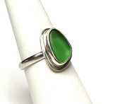 Beach Sea Glass Kelly Green Ring 6 1/2 Sterling Silver JILLIAN VO ~ USA