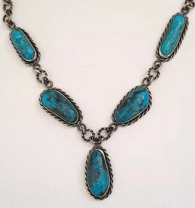 Beautiful Kingman Turquoise Sterling Silver Necklace